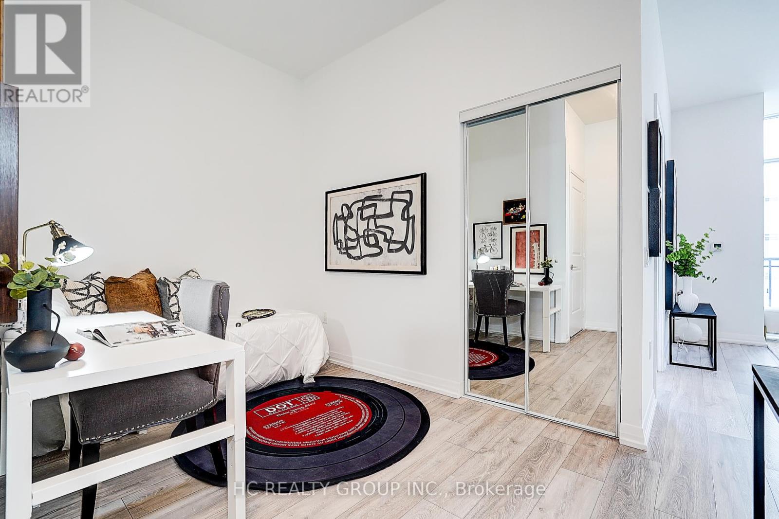Photo 10 of Ph 65 60 Ann Oreilly Road, Toronto ON