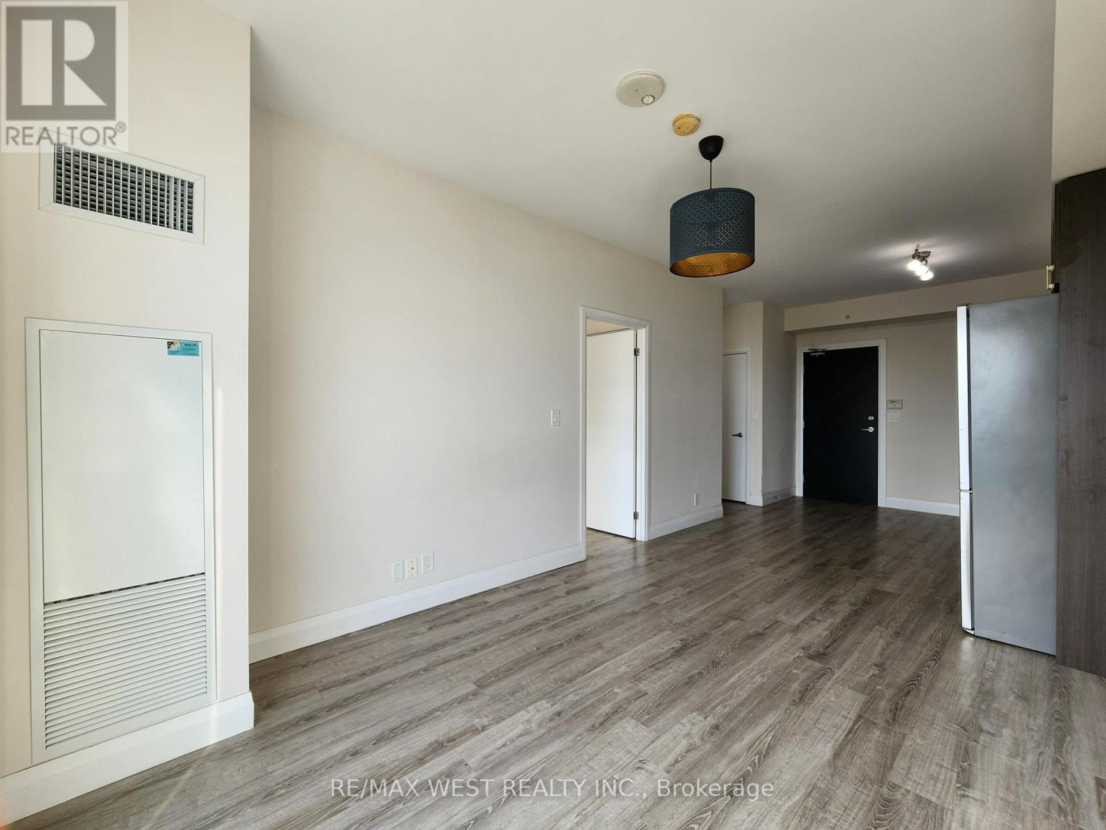 Photo 6 of Ph 13 22 East Haven Drive, Toronto ON