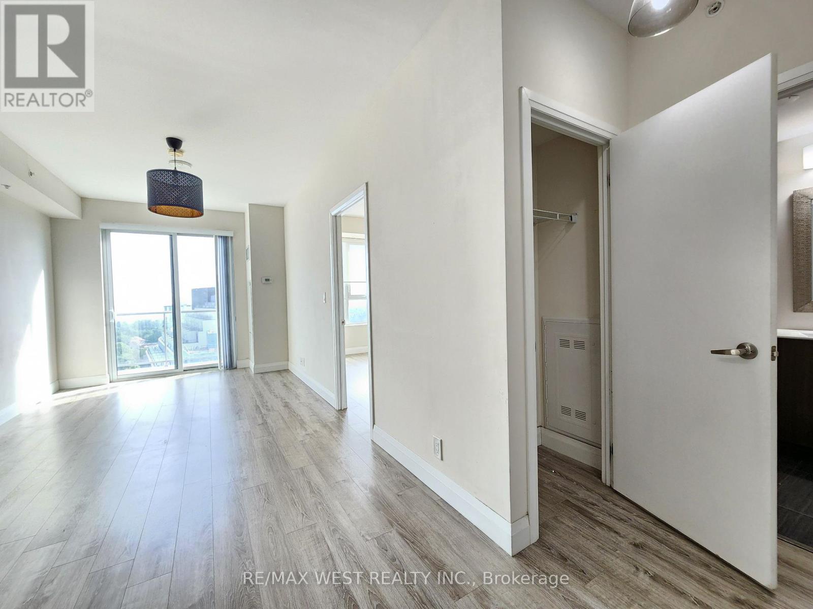 Photo 5 of Ph 13 22 East Haven Drive, Toronto ON