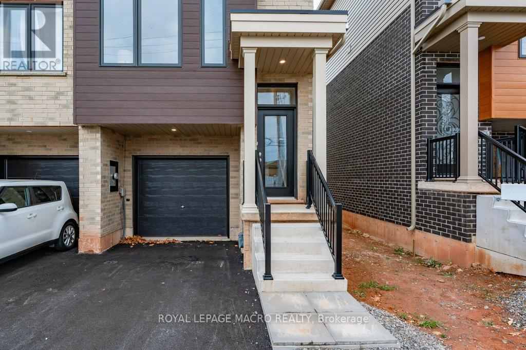 Photo 2 of 15 B Bingham Road, Hamilton ON