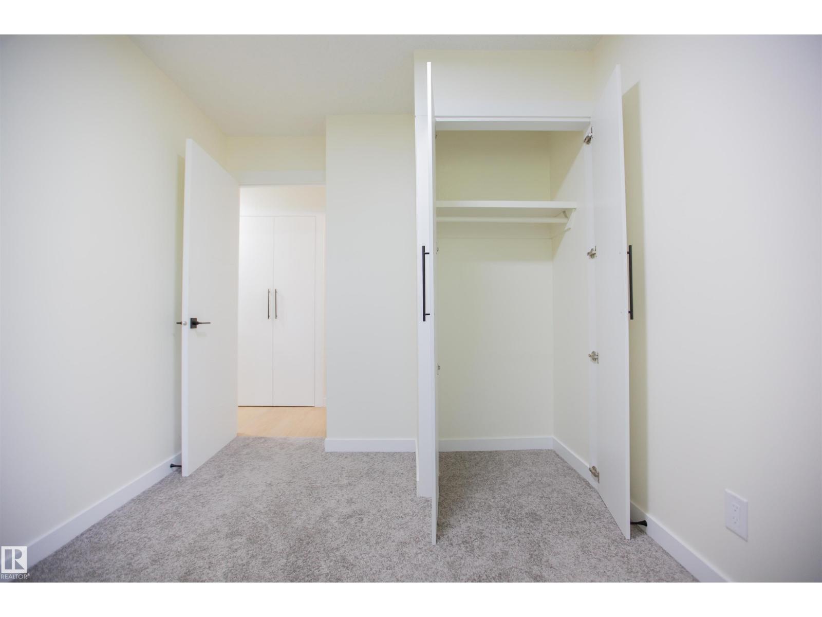 Photo 18 of 1 14120 80 St Nw, Edmonton AB
