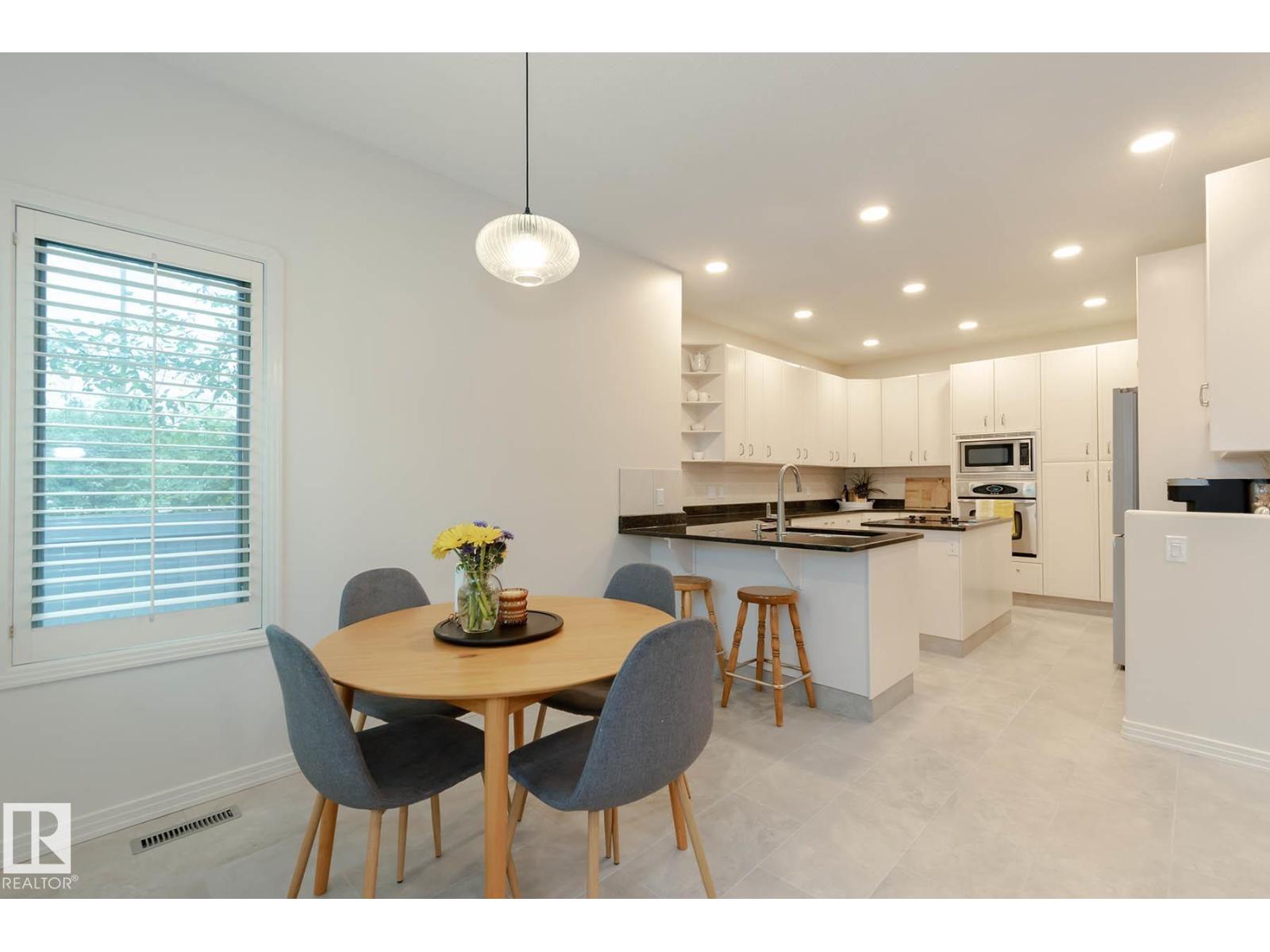 Photo 11 of 10507 131 St Nw, Edmonton AB