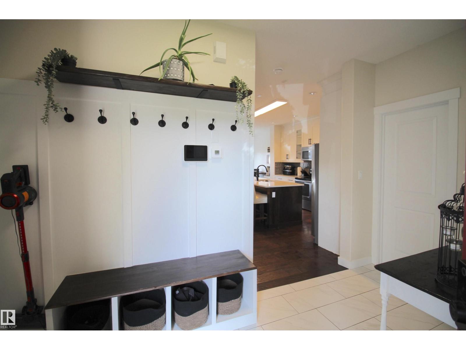 Photo 13 of 5012 53 Av, Calmar AB
