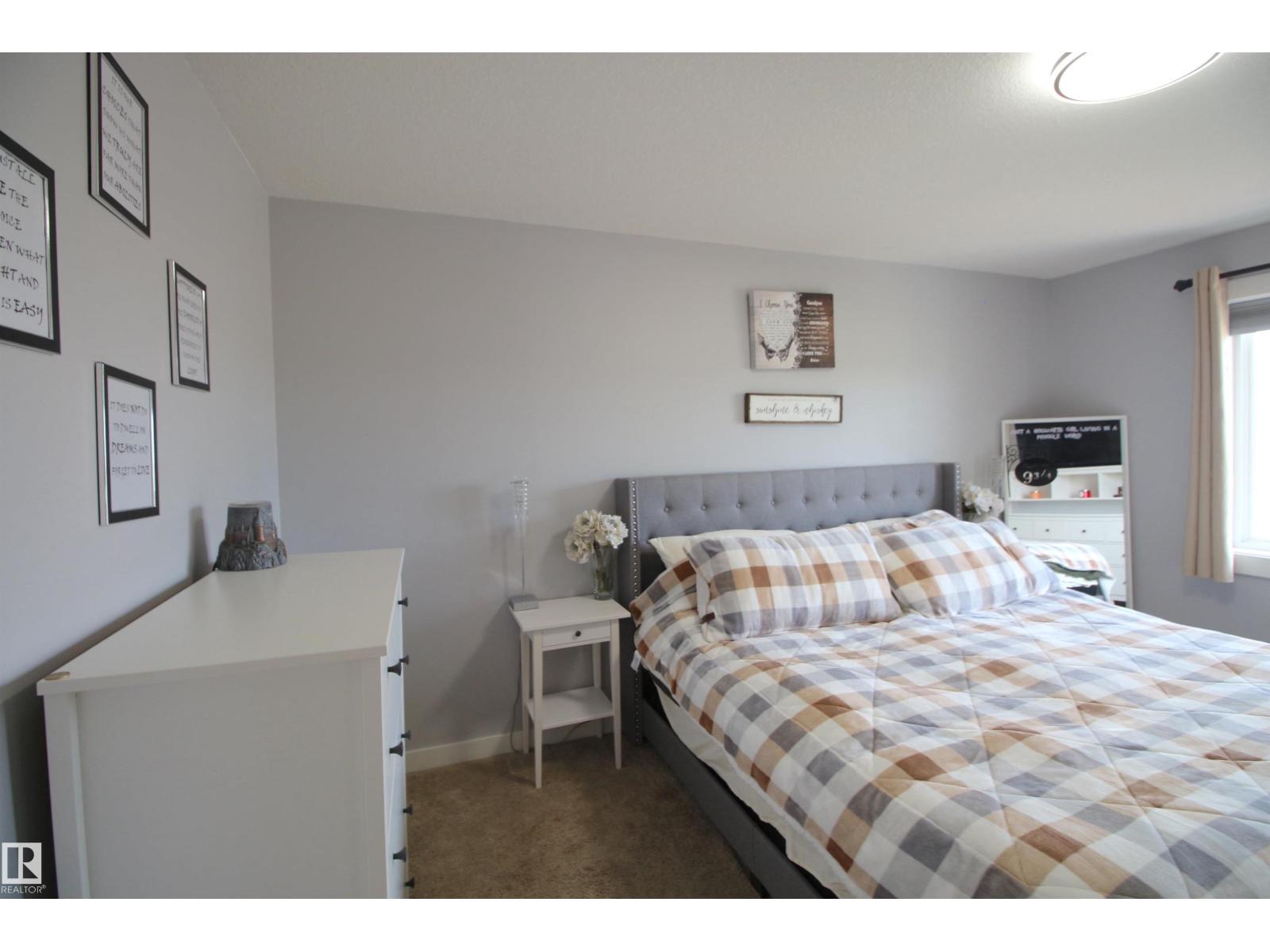 Photo 26 of 5012 53 Av, Calmar AB