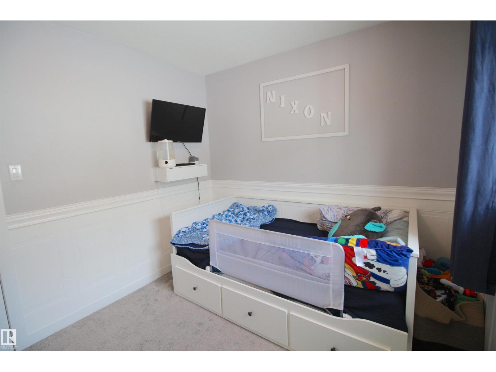 Photo 36 of 5012 53 Av, Calmar AB