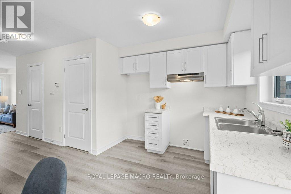 Photo 2 of 13 B Bingham Road, Hamilton ON