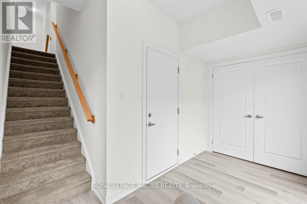Photo 3 of 13 B Bingham Road, Hamilton ON