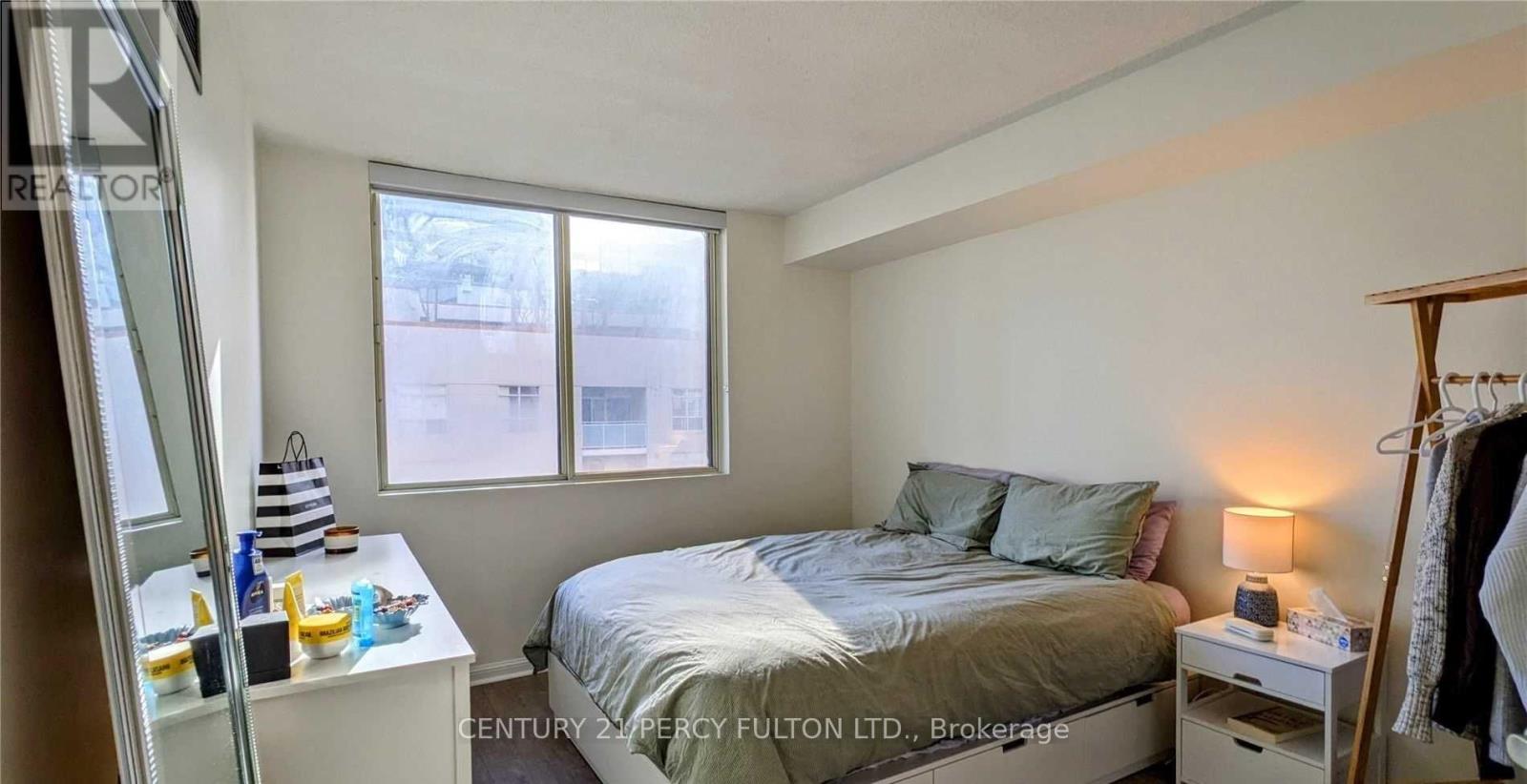 Photo 6 of 1506 25 Grenville Street, Toronto ON