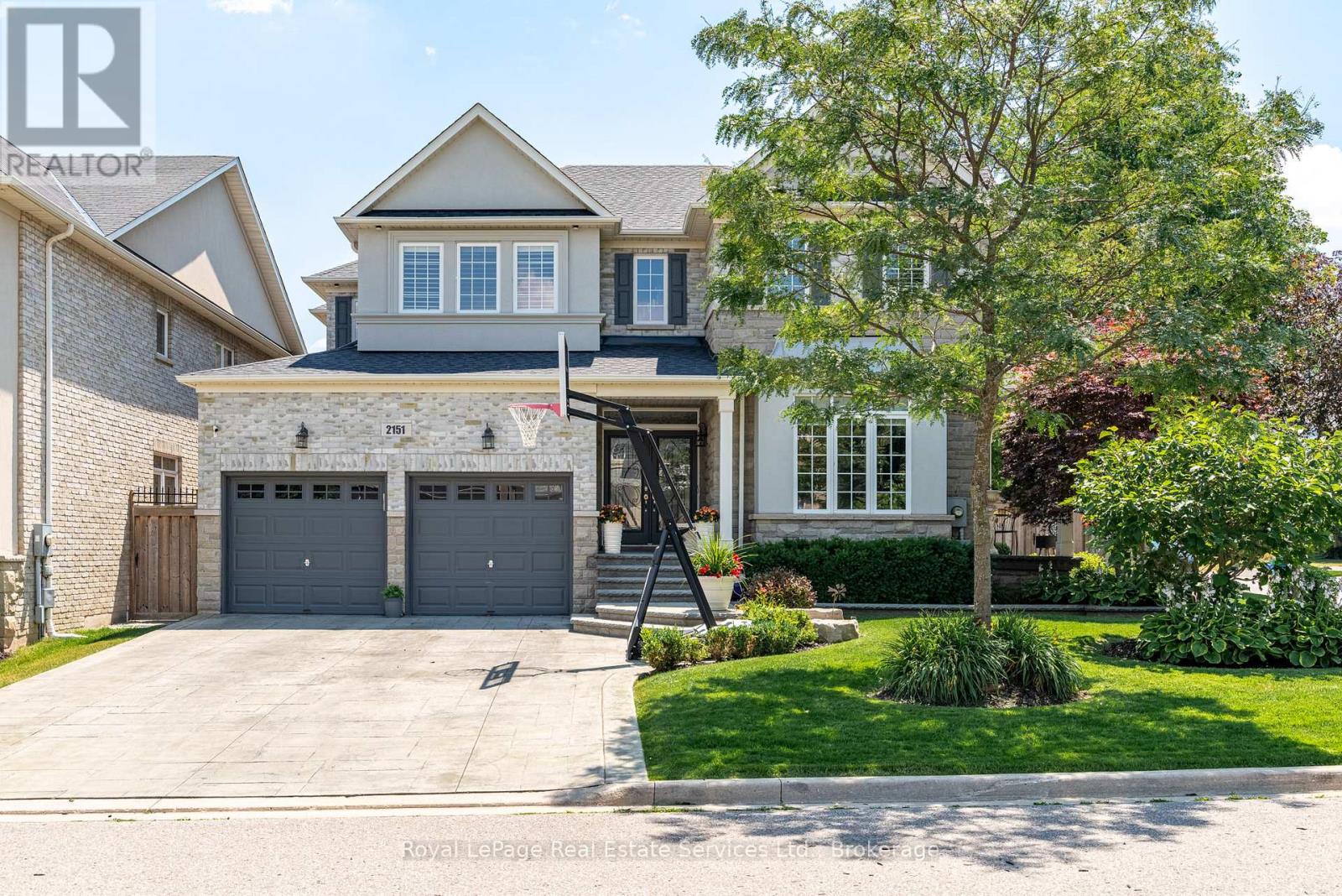 Photo 1 of 2151 Bingley Crescent, Oakville ON