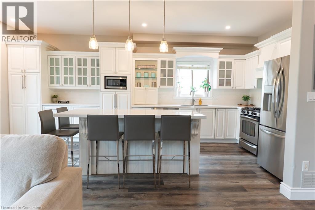 Photo 13 of 4303 Arejay Avenue, Beamsville ON