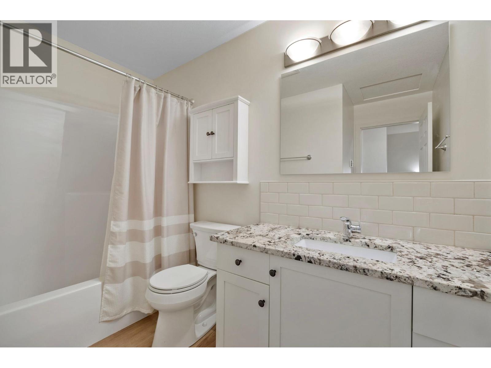 107 5460 Clements Crescent, Peachland