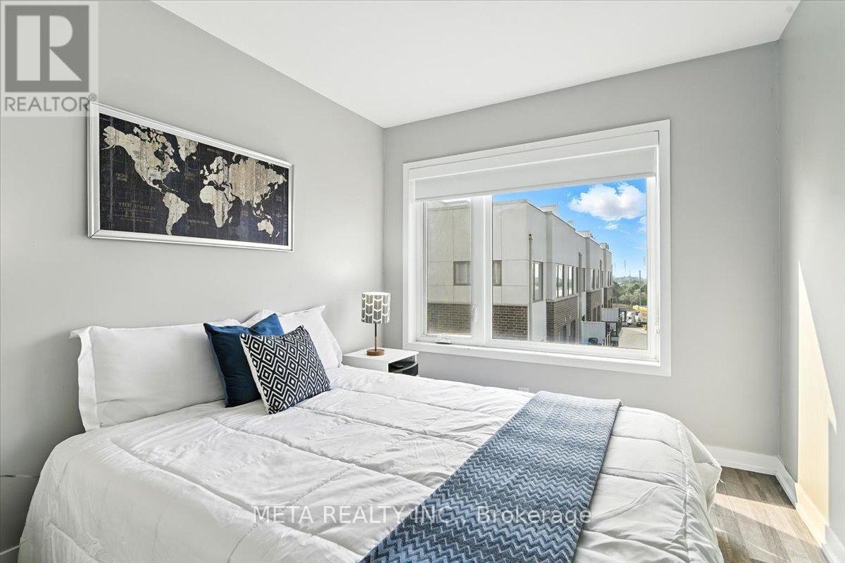 Photo 19 of 220 1460 Whites Road, Pickering ON