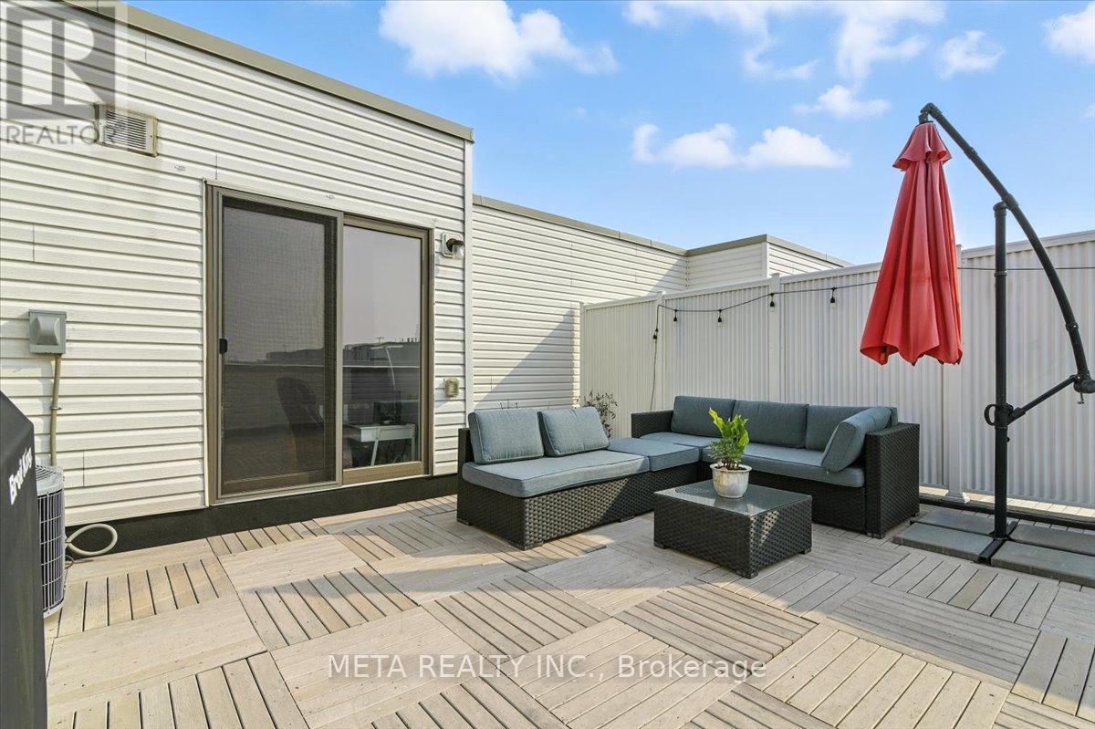 Photo 24 of 220 1460 Whites Road, Pickering ON