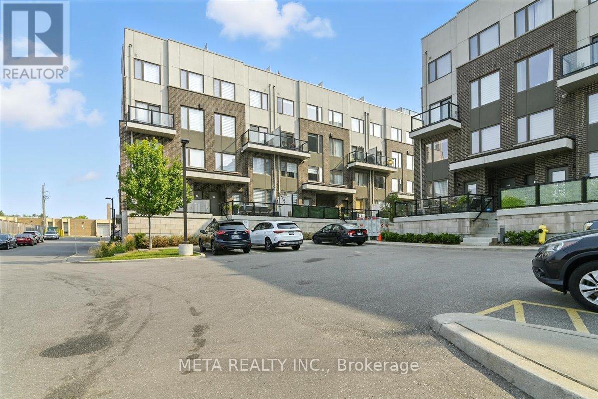 Photo 29 of 220 1460 Whites Road, Pickering ON