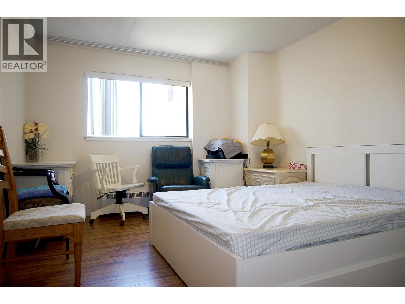 Photo 8 of 704 6651 Minoru Boulevard, Richmond BC