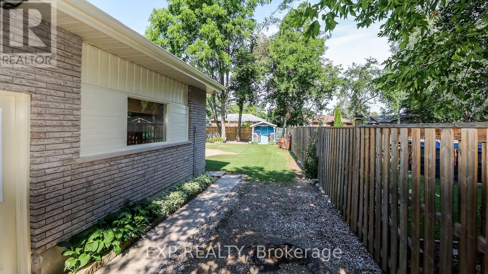 Photo 31 of 218 Jephson Street, Tay ON
