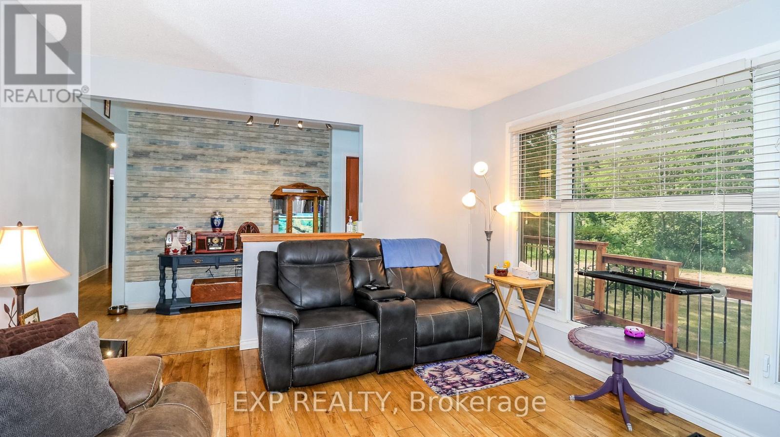 Photo 16 of 218 Jephson Street, Tay ON