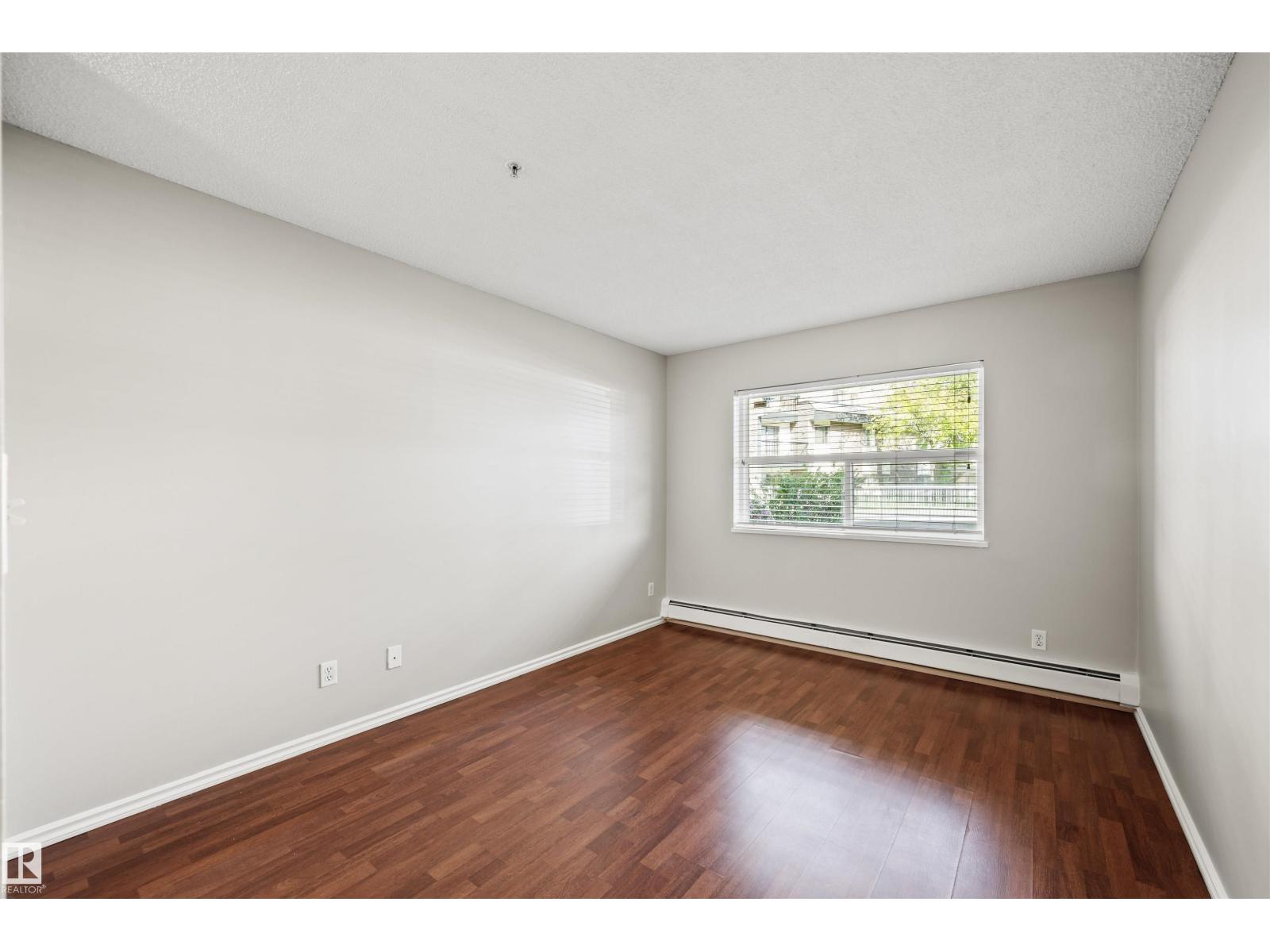 Photo 8 of 113 17404 64 Av Nw, Edmonton AB