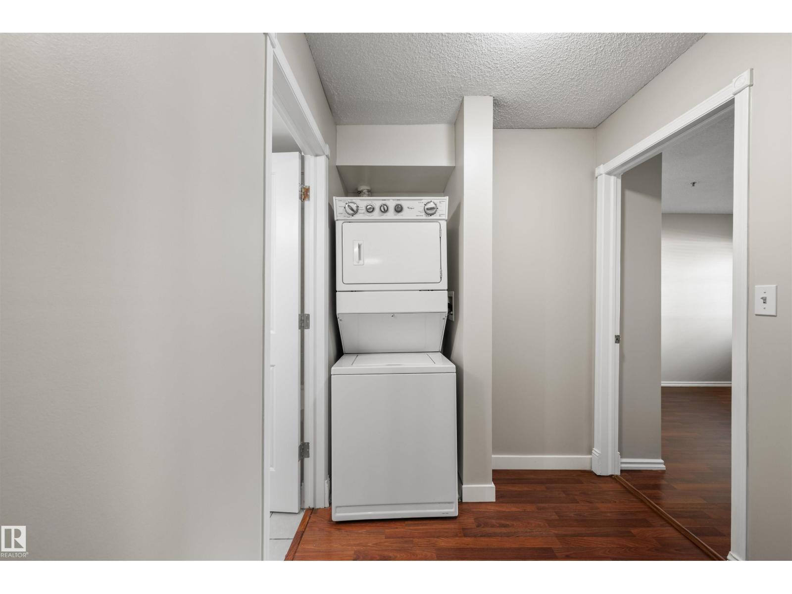 Photo 17 of 113 17404 64 Av Nw, Edmonton AB
