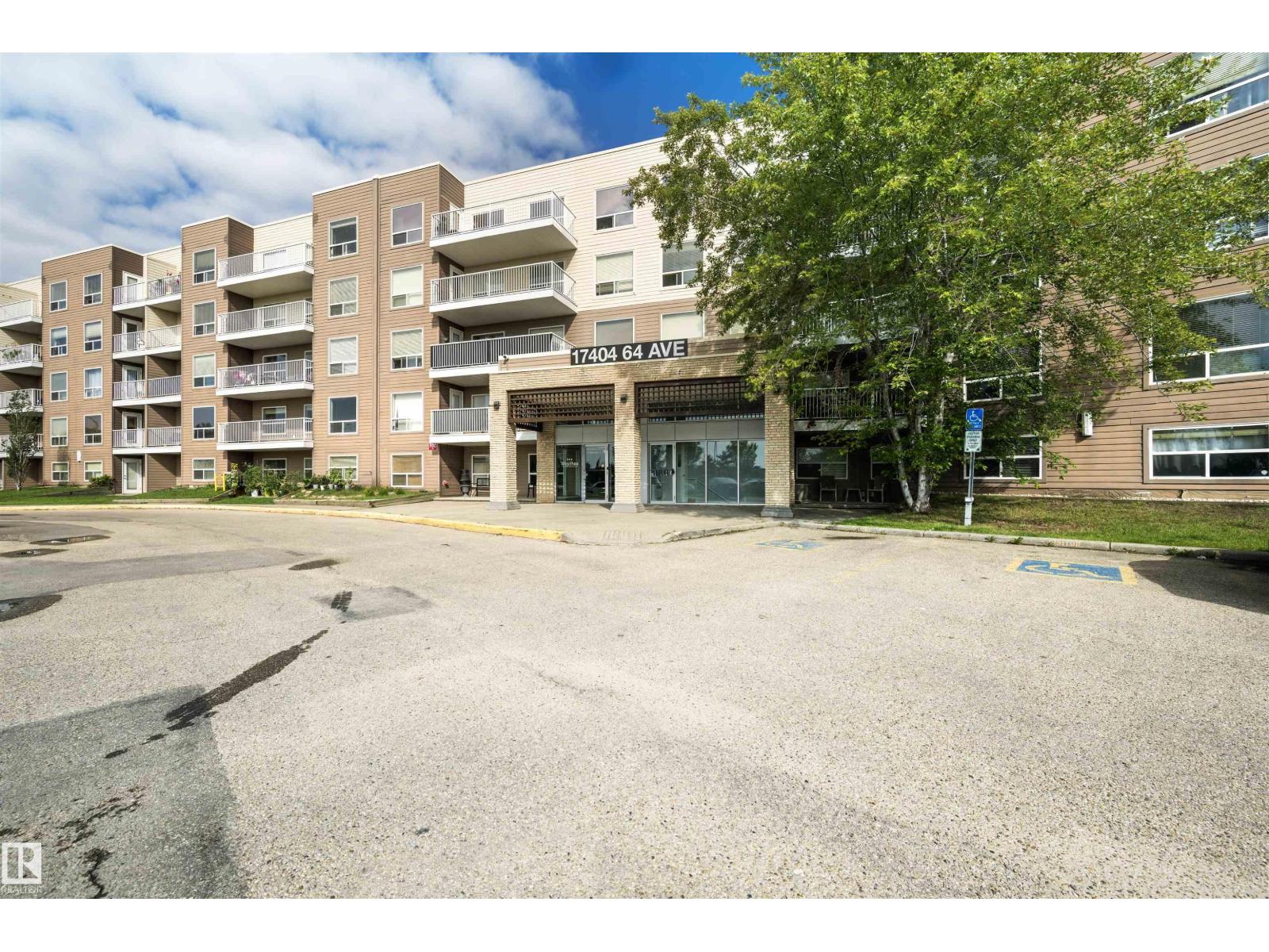 Photo 20 of 113 17404 64 Av Nw, Edmonton AB