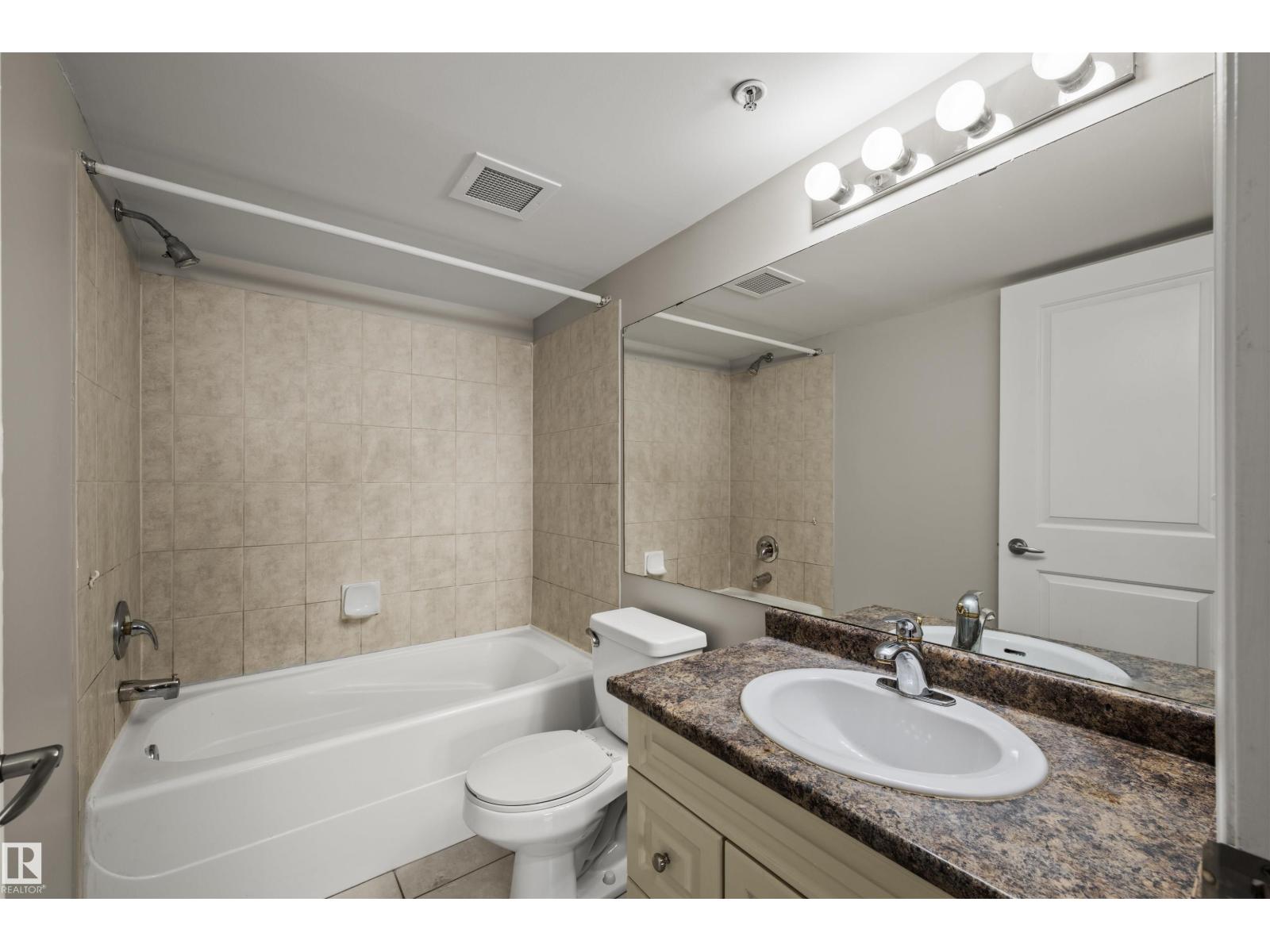 Photo 12 of 113 17404 64 Av Nw, Edmonton AB