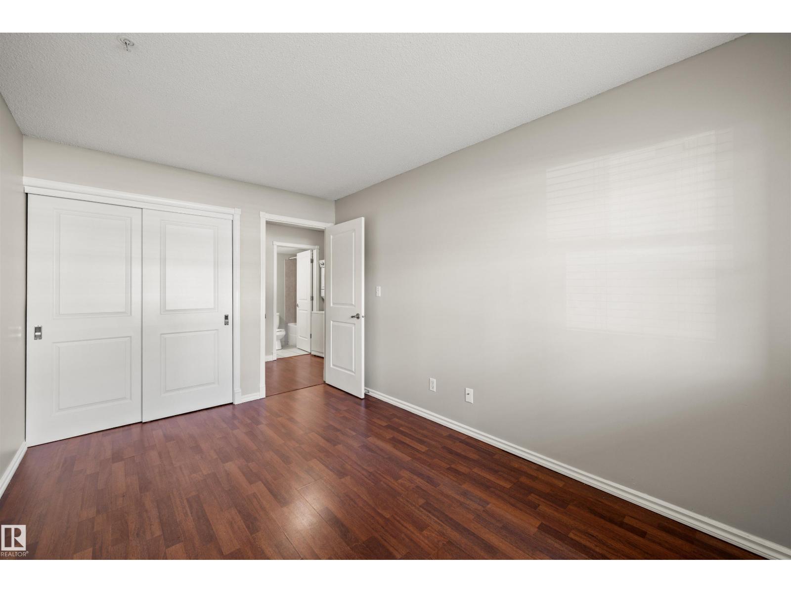 Photo 14 of 113 17404 64 Av Nw, Edmonton AB
