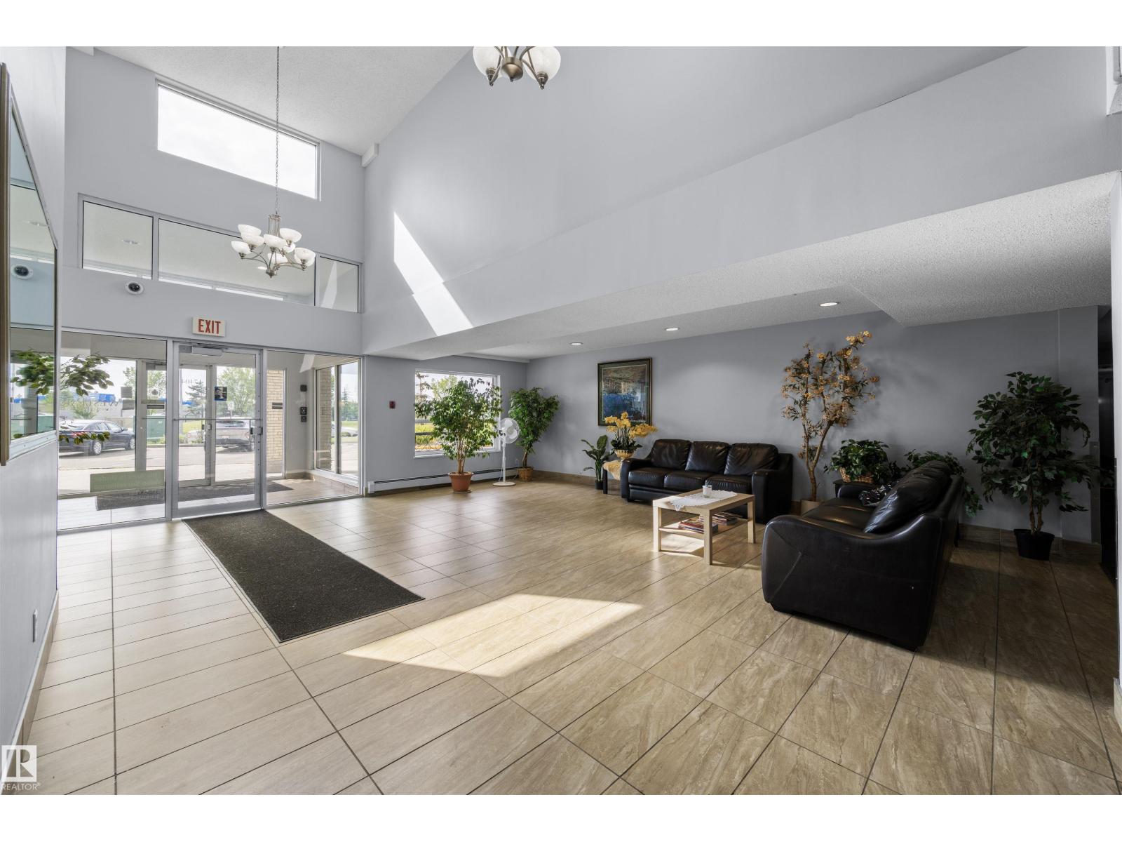 Photo 21 of 113 17404 64 Av Nw, Edmonton AB