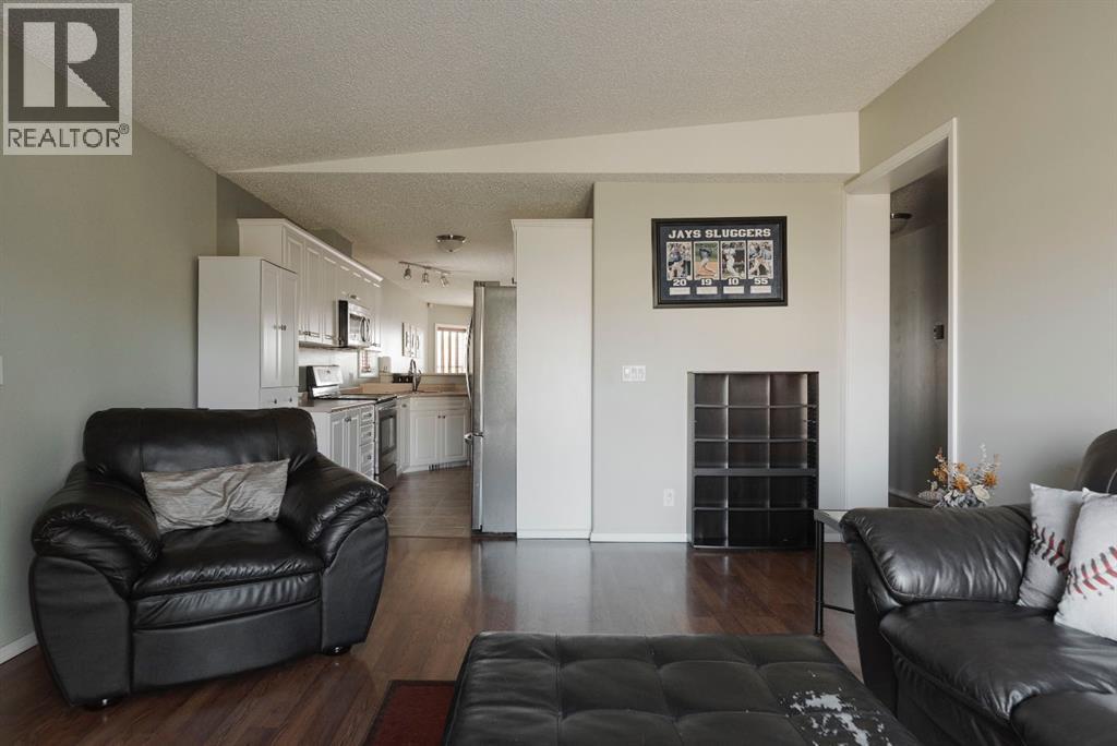 Photo 12 of 140 Waterhouse Street, Fort Mcmurray AB