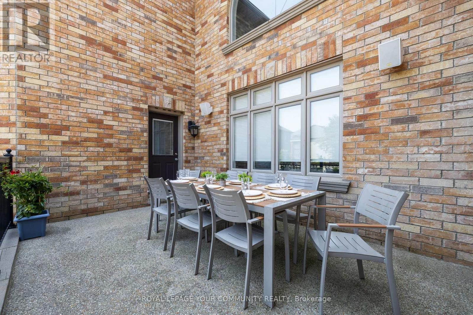 Photo 40 of 294 Sunset Beach Road, Richmond Hill ON