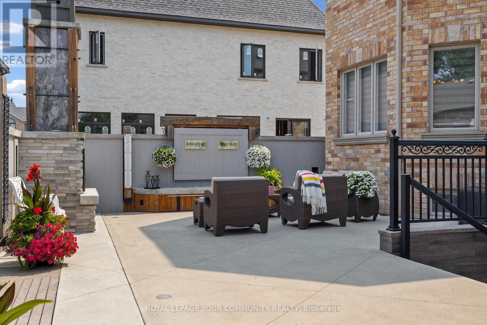 Photo 41 of 294 Sunset Beach Road, Richmond Hill ON
