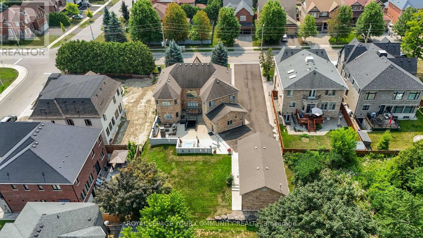 Photo 48 of 294 Sunset Beach Road, Richmond Hill ON