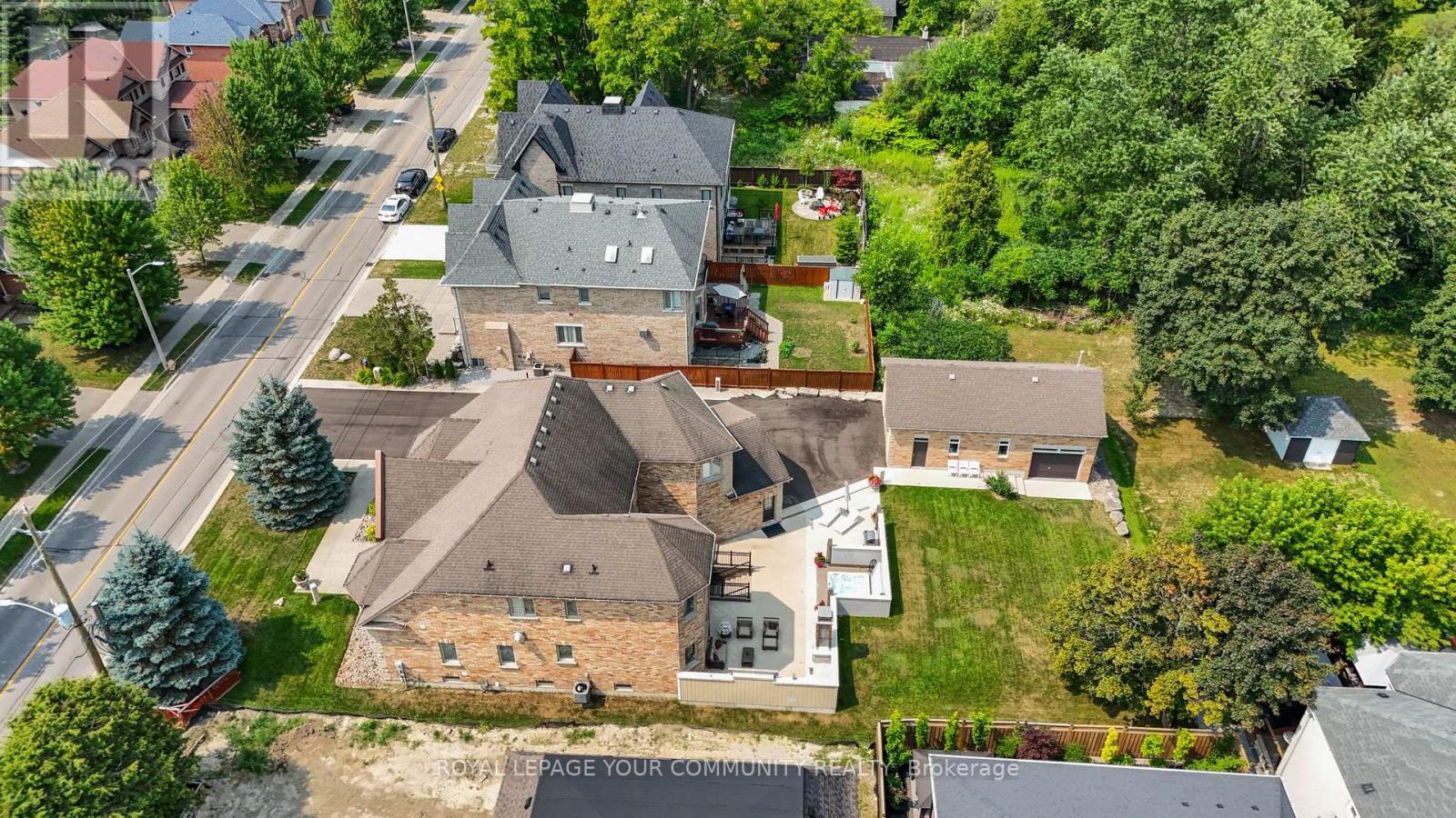 Photo 47 of 294 Sunset Beach Road, Richmond Hill ON