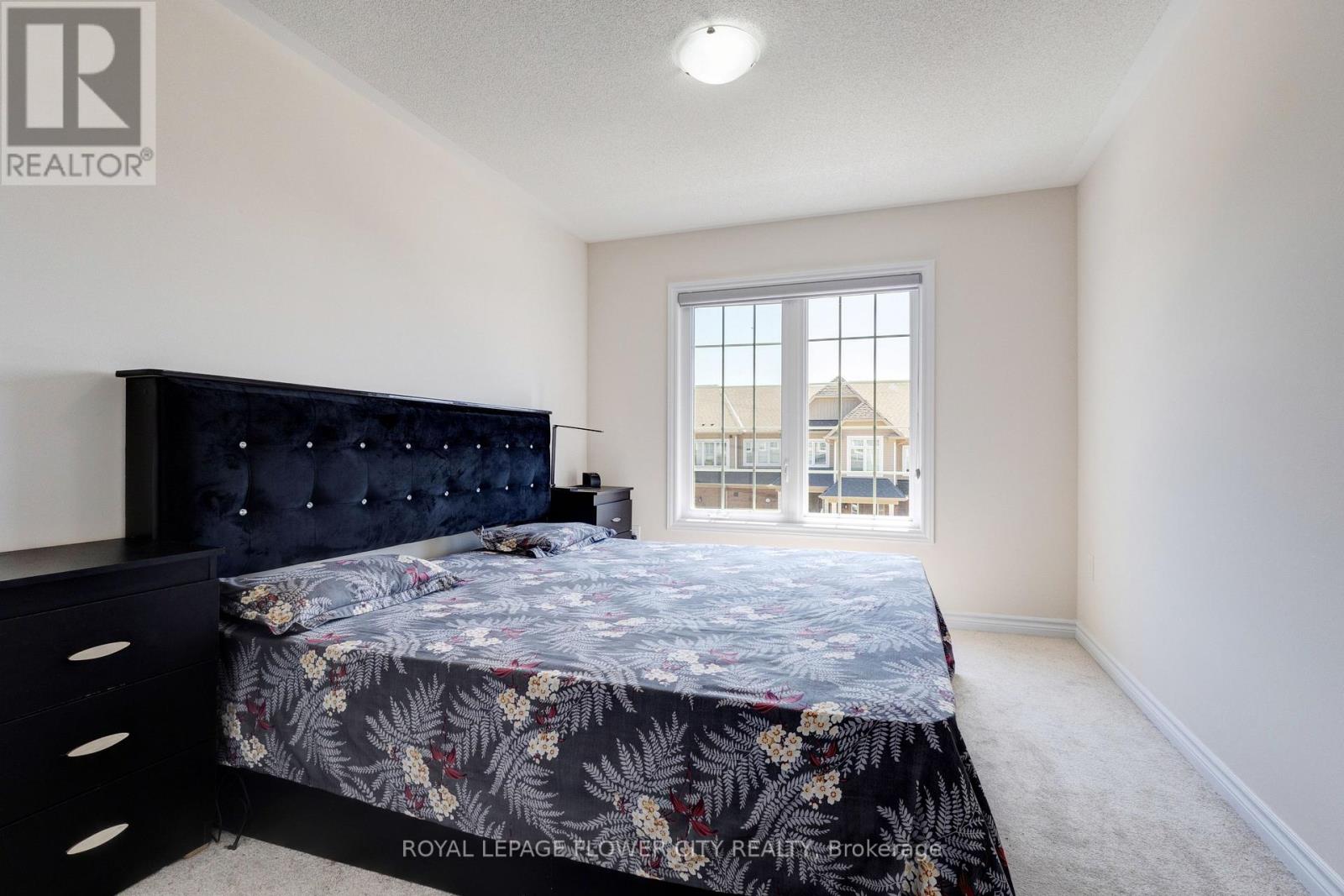 Photo 38 of 11 Conboy Drive, Erin ON