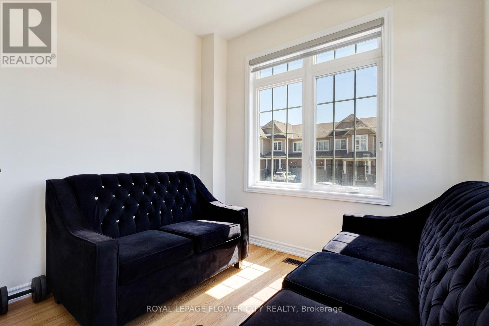 Photo 8 of 11 Conboy Drive, Erin ON
