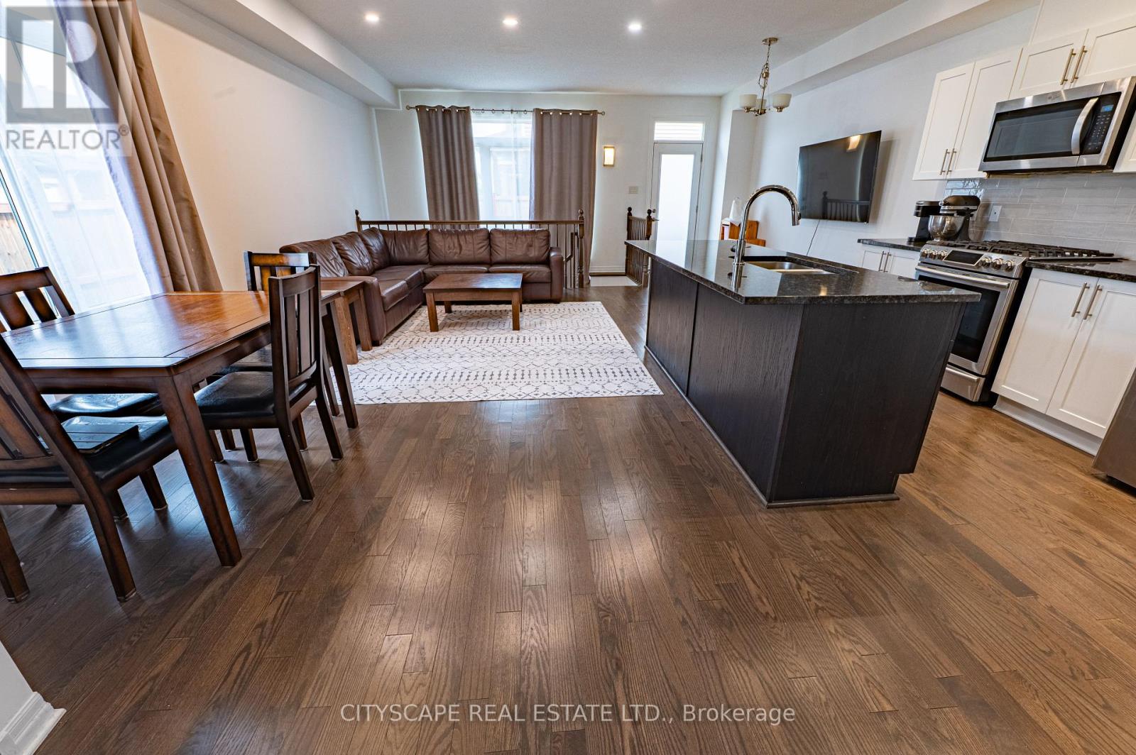 Photo 23 of 174 Joshua Street, Ottawa ON