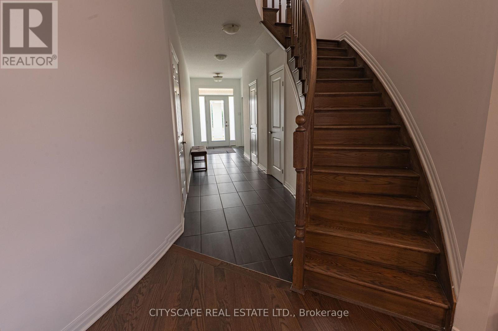 Photo 24 of 174 Joshua Street, Ottawa ON
