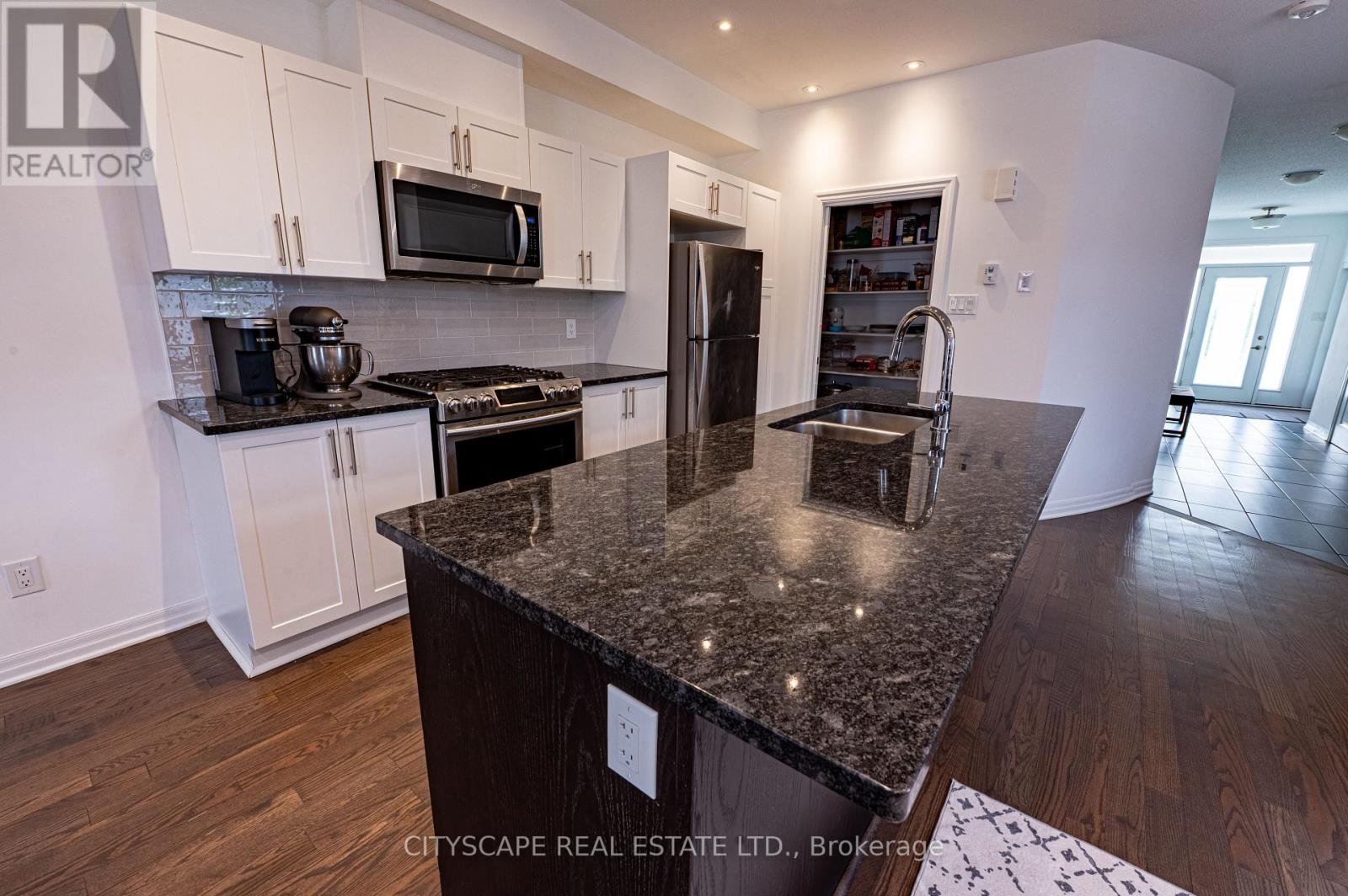 Photo 19 of 174 Joshua Street, Ottawa ON