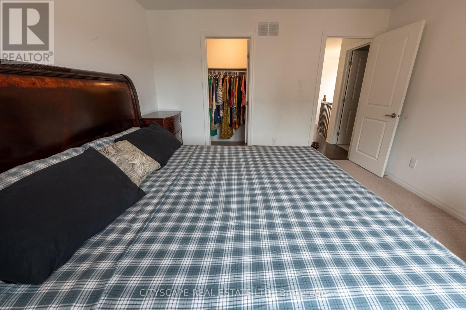 Photo 37 of 174 Joshua Street, Ottawa ON