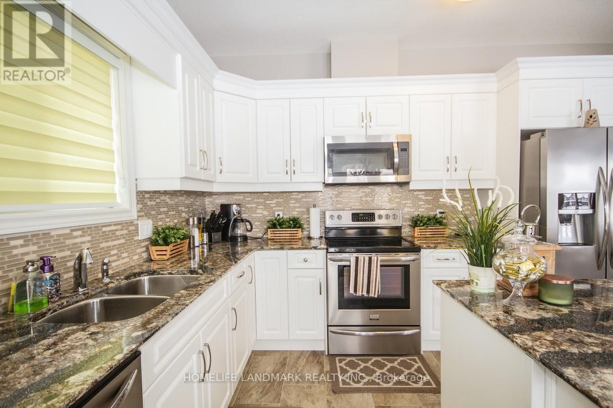 Photo 15 of 70 Spruce Crescent, Welland ON