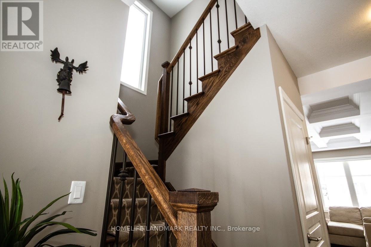 Photo 17 of 70 Spruce Crescent, Welland ON
