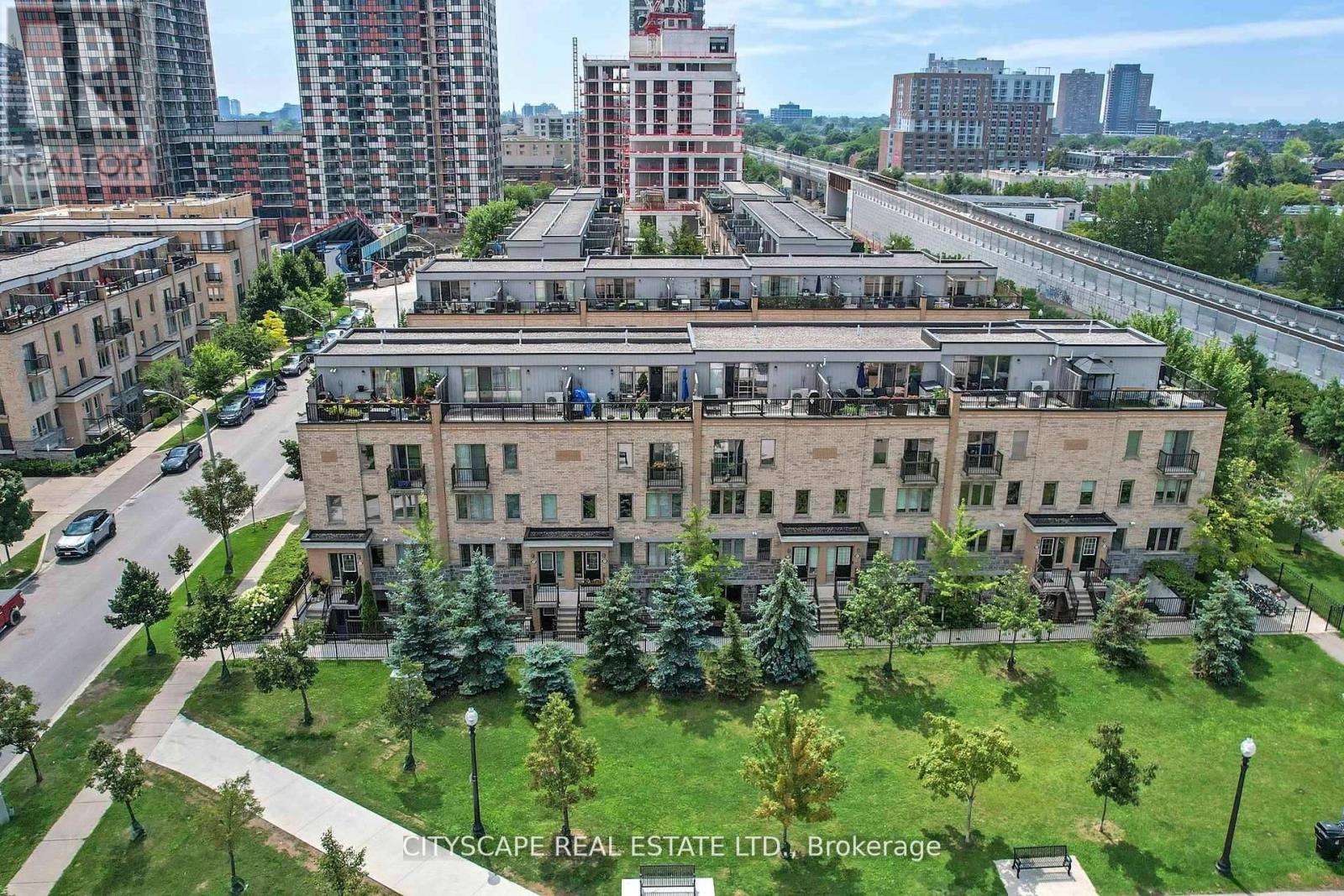 Photo 29 of 135 10 Foundry Avenue, Toronto ON