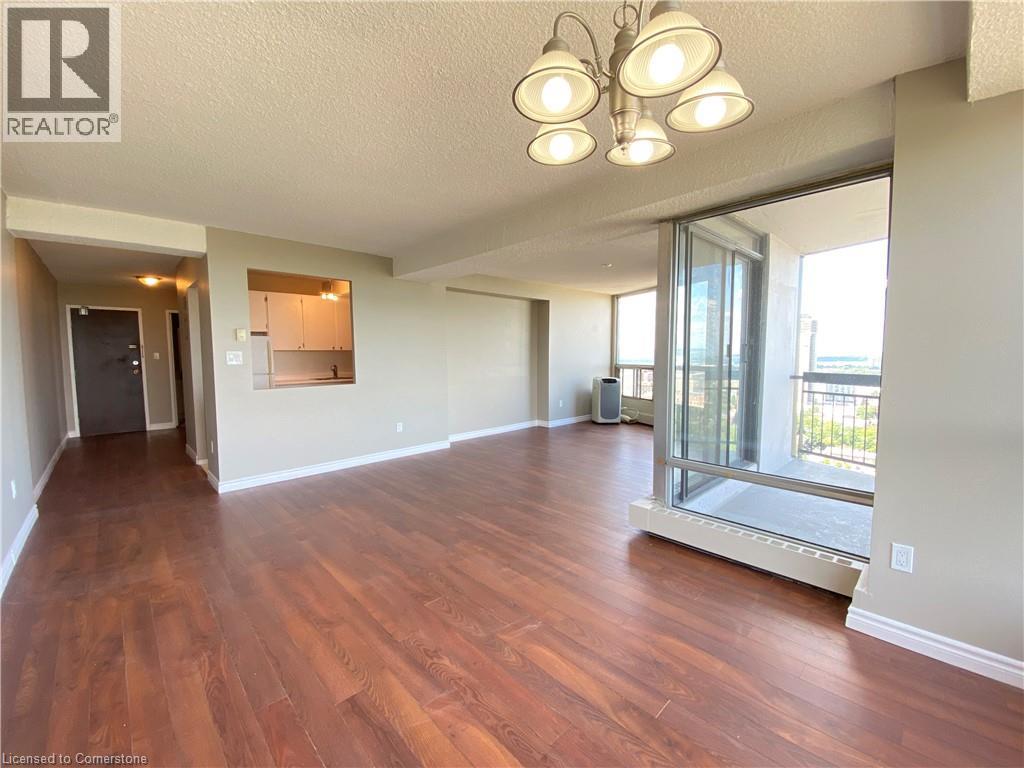 Photo 3 of 150 Charlton Avenue E Unit 2702, Hamilton ON