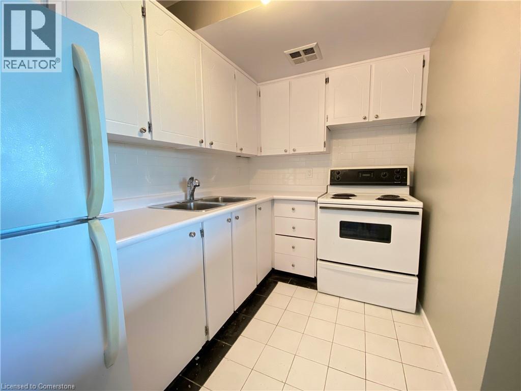 Photo 5 of 150 Charlton Avenue E Unit 2702, Hamilton ON