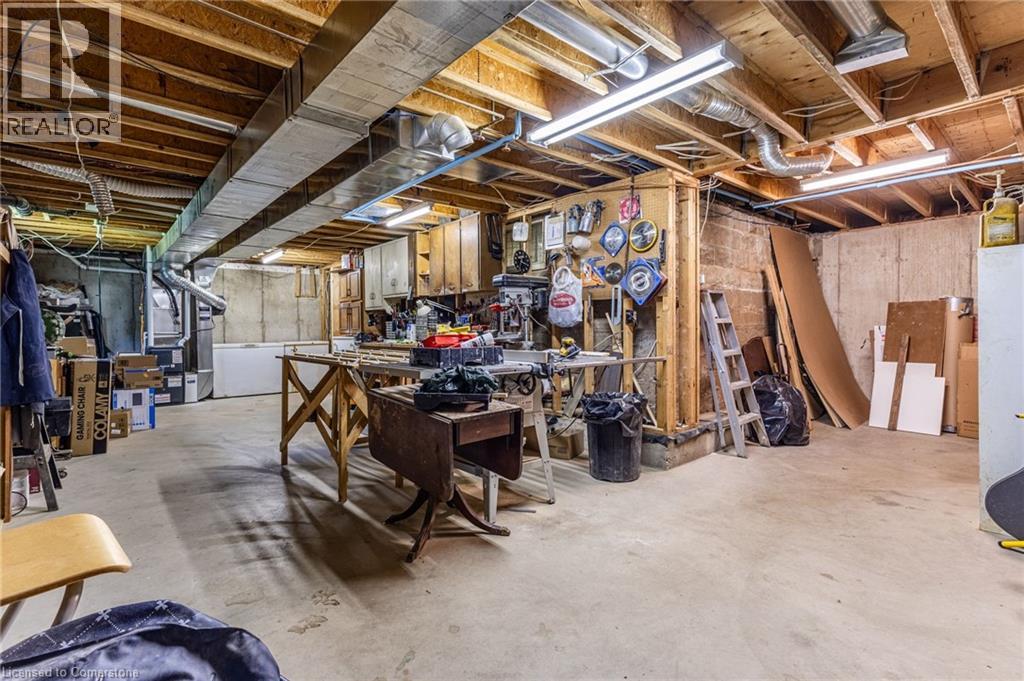 Photo 42 of 55 Wellington Street S, Dundas ON