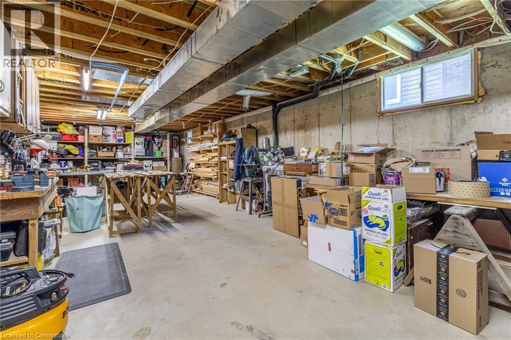 Photo 41 of 55 Wellington Street S, Dundas ON