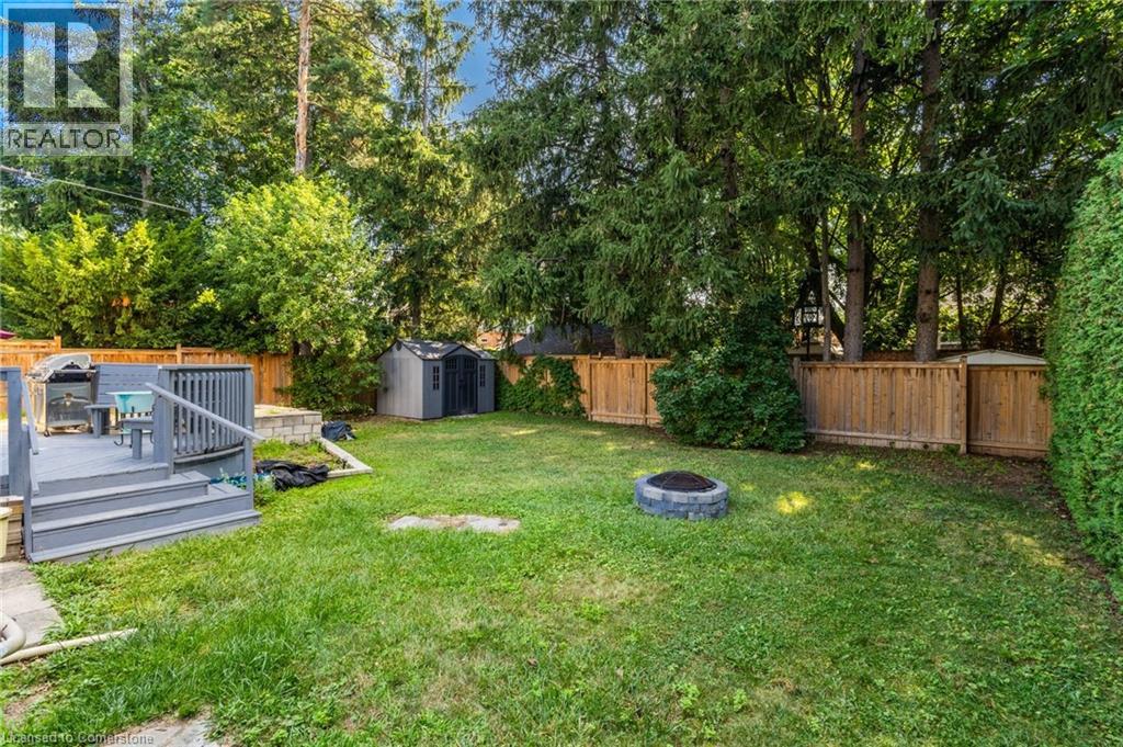 Photo 45 of 55 Wellington Street S, Dundas ON