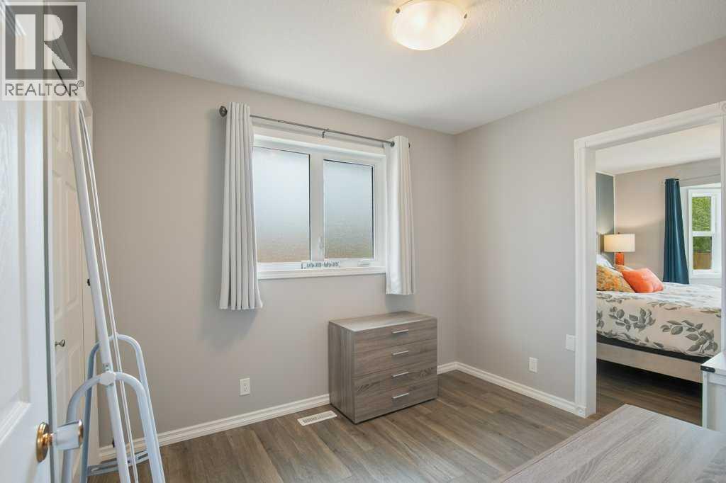 Photo 36 of 36 Harvey, Red Deer AB