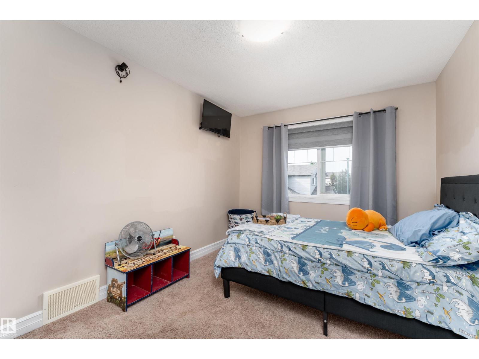 Photo 3 of 11535 16 Av Sw, Edmonton AB
