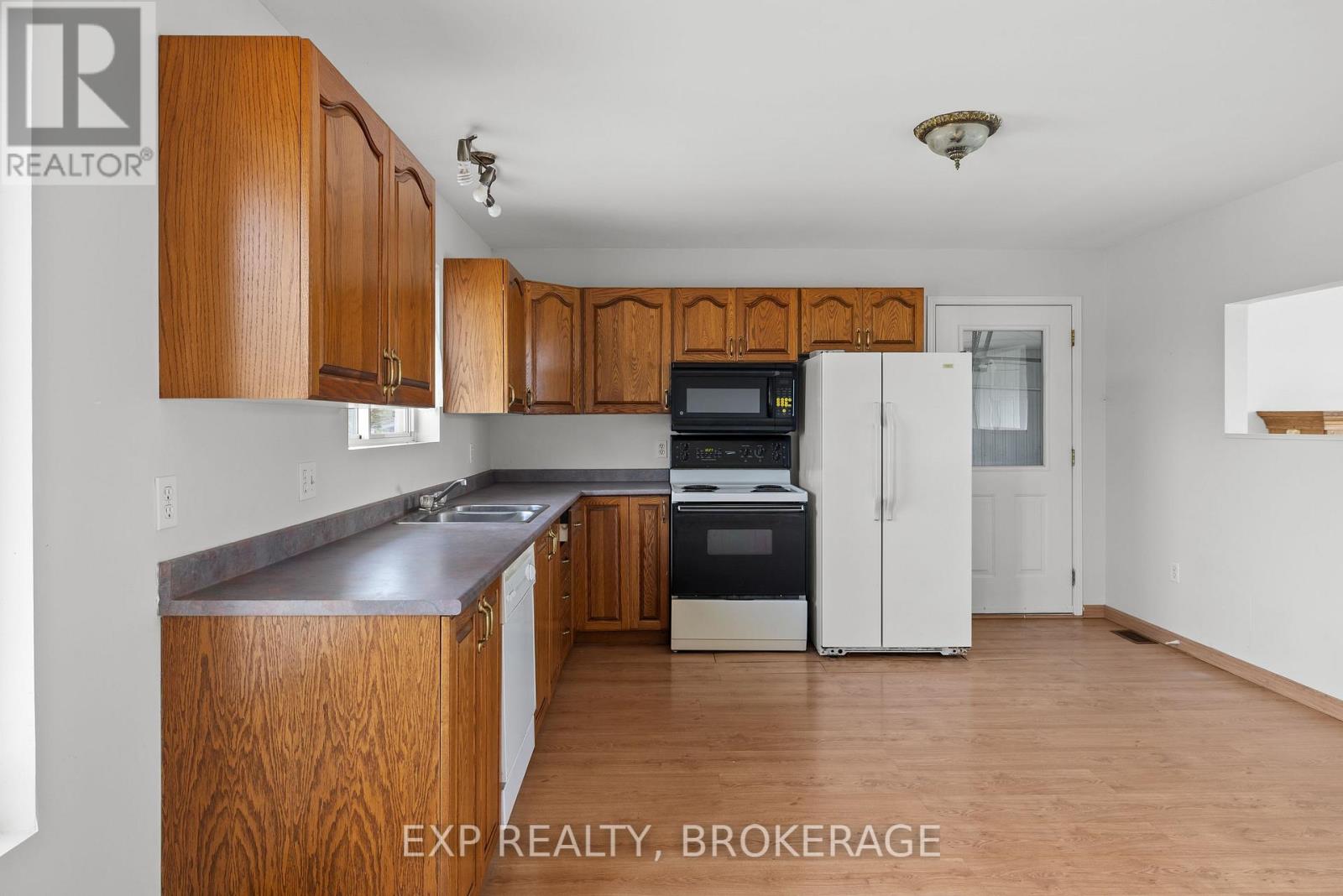 Photo 20 of 791 Beechwood Road, Greater Napanee ON