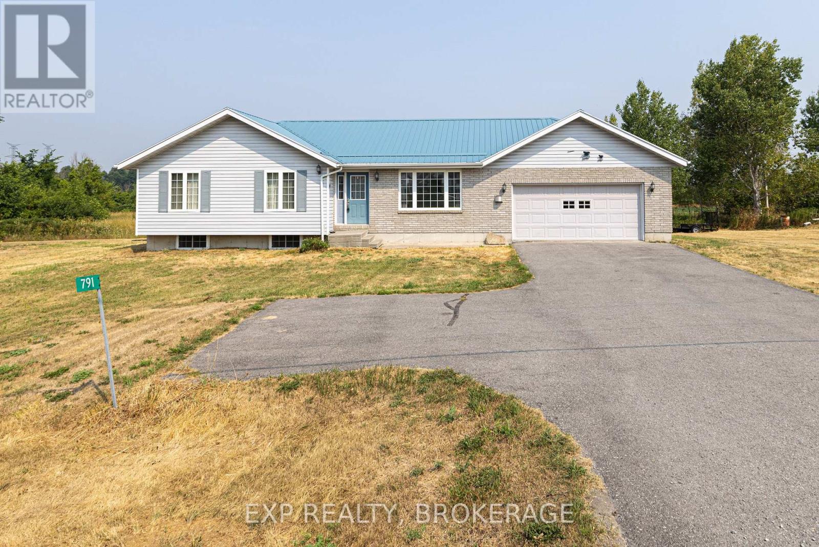 Photo 4 of 791 Beechwood Road, Greater Napanee ON